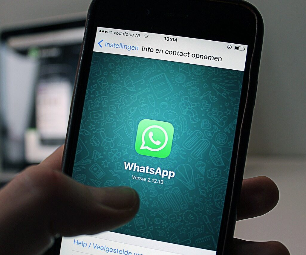 WhatsApp new features for iOS users