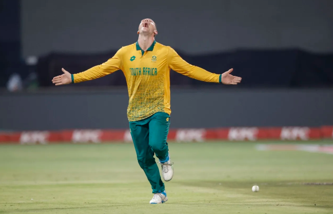 Linde and Miller South Africa 1-0 lead