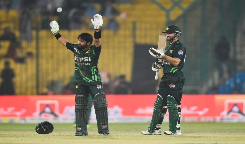 Rizwan and Agha Lead Pakistan