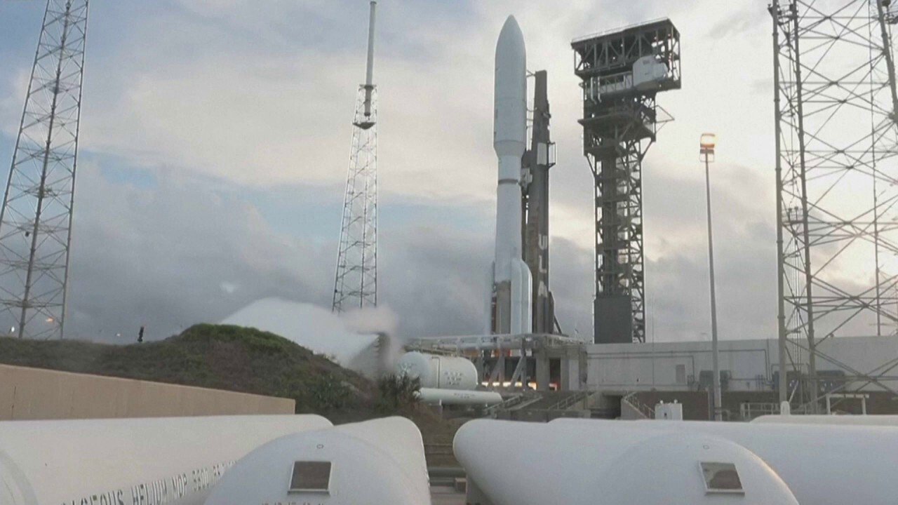 Amazon satellite internet launch