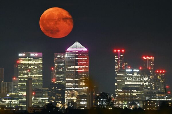 2025 Harvest Moon brightness