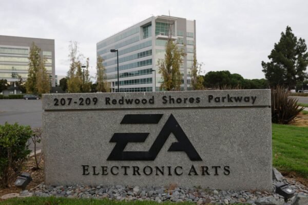 EA shuts down BioWare