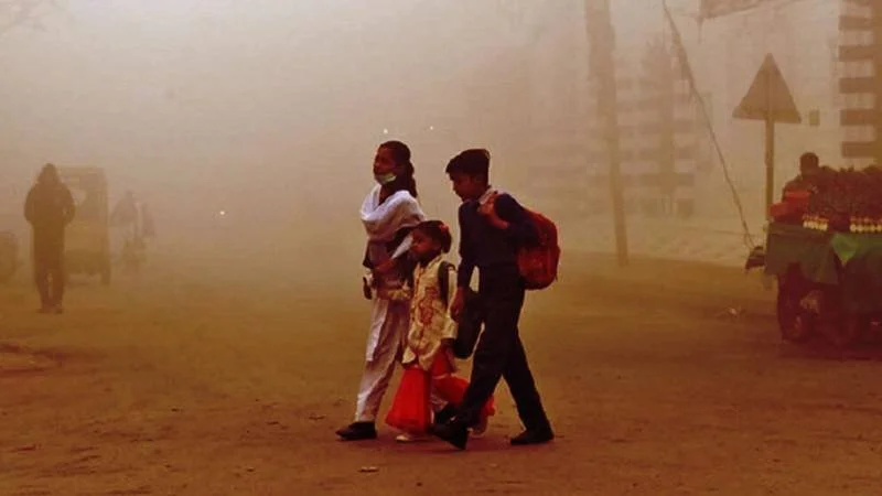 Punjab Shuts Schools Due to Smog